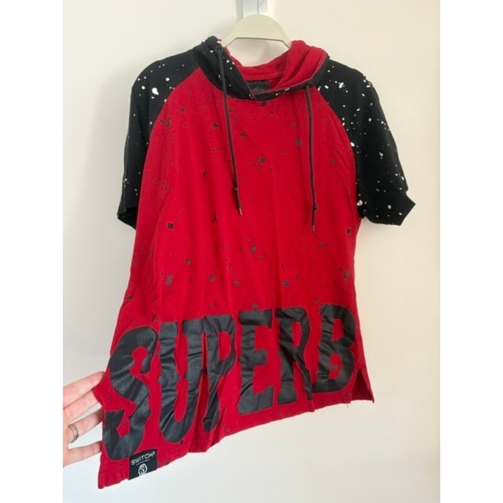 Switch Remarkable Mens Red Black Distressed Superb Paint Splatter Hoodie Tee L
